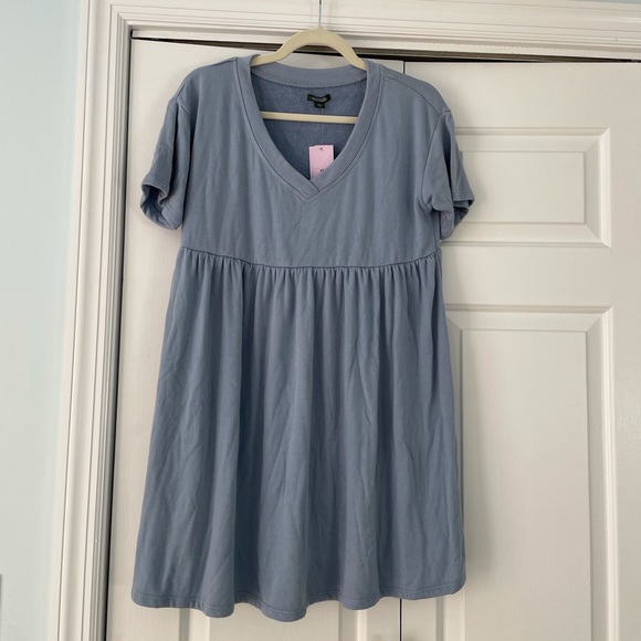 Blue dress - Picture 1 of 1